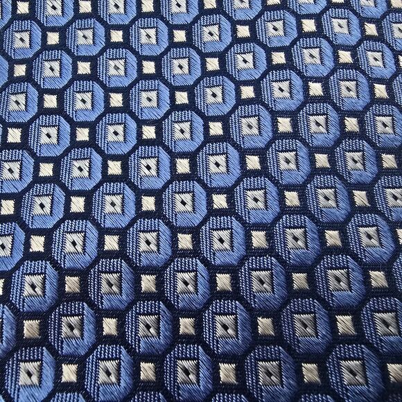 Joseph Abboud Men's Embroidered Silk Tie Blue 4x58 - Picture 2 of 7